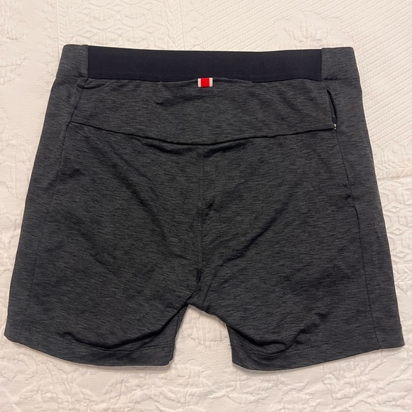 Tracksmith Session 5in Shorts - Charcoal - Picture 3 of 4